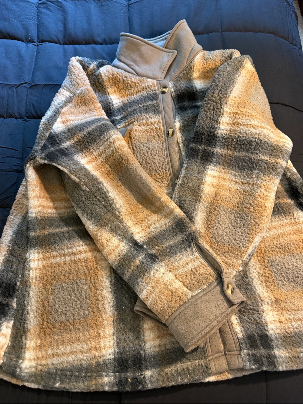 Women’s Plaid Sherpa Button-Up Jacket - Taupe/Gray size 3X